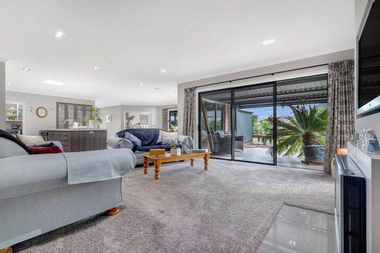 Photo of property in 1 Naomi Place, Cambridge, 3434