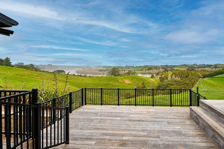 Photo of property in 255 Bluff Road, Pokeno, 2471