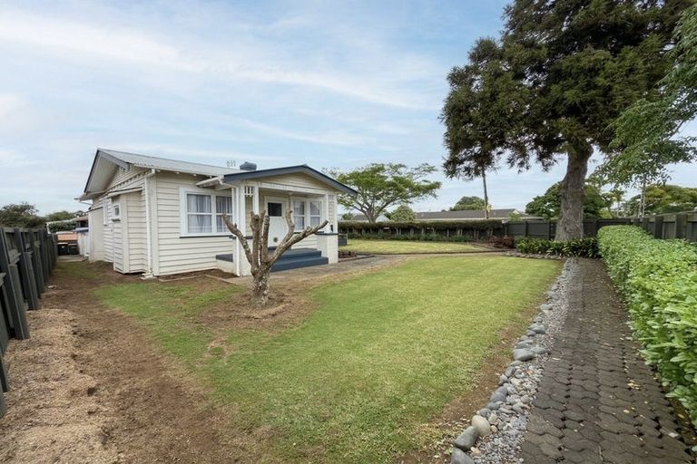 Photo of property in 33a Gloucester Road, Manurewa, Auckland, 2102