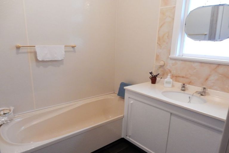 Photo of property in 15 Rother Street, Oamaru, 9400