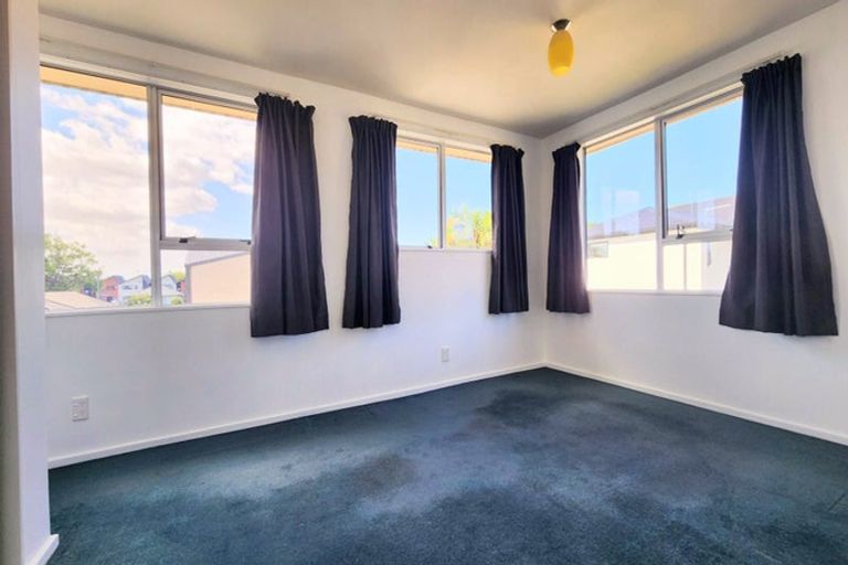 Photo of property in 6/19 Hargest Crescent, Sydenham, Christchurch, 8023