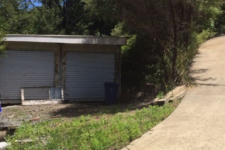 Photo of property in 387 Paremoremo Road, Paremoremo, Auckland, 0632