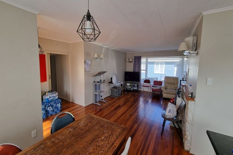 Photo of property in 203 Taita Drive, Avalon, Lower Hutt, 5011