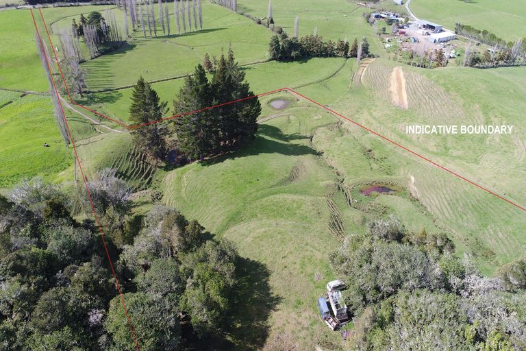 Photo of property in 414 Ruaroa Road, Kaitaia, 0482