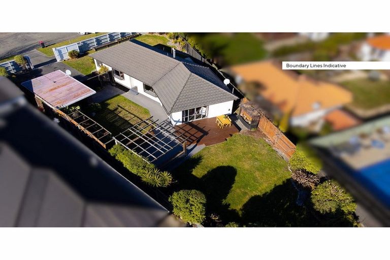 Photo of property in 7 Carlsen Street, Burwood, Christchurch, 8083