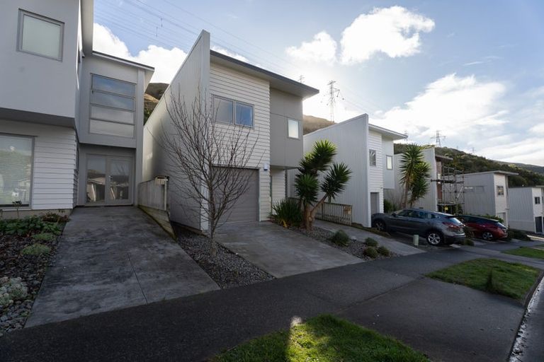 Photo of property in 34a Erlestoke Crescent, Churton Park, Wellington, 6037