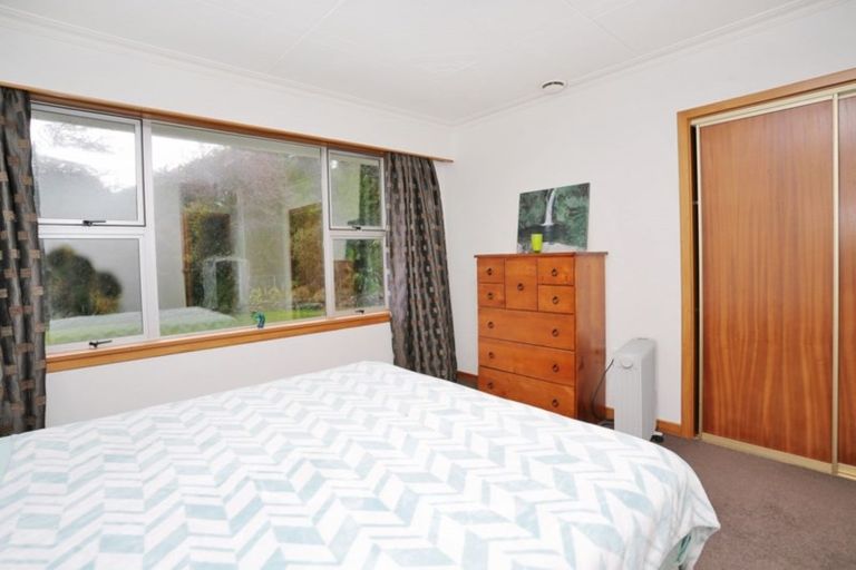 Photo of property in 29 Rakiura Parade, Otatara, Invercargill, 9879