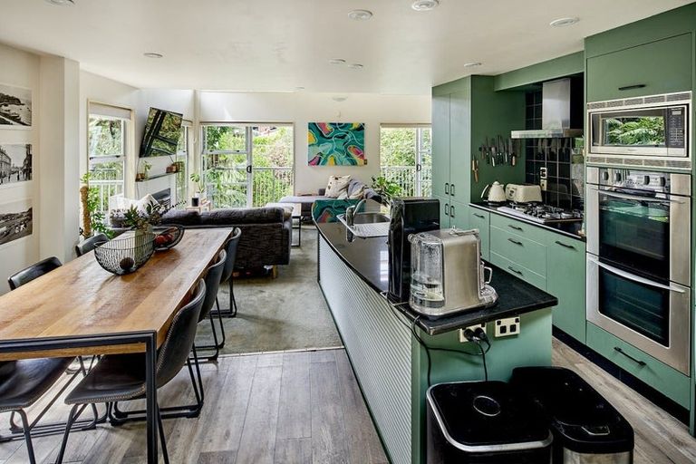 Photo of property in 67 Waikowhai Street, Ngaio, Wellington, 6035