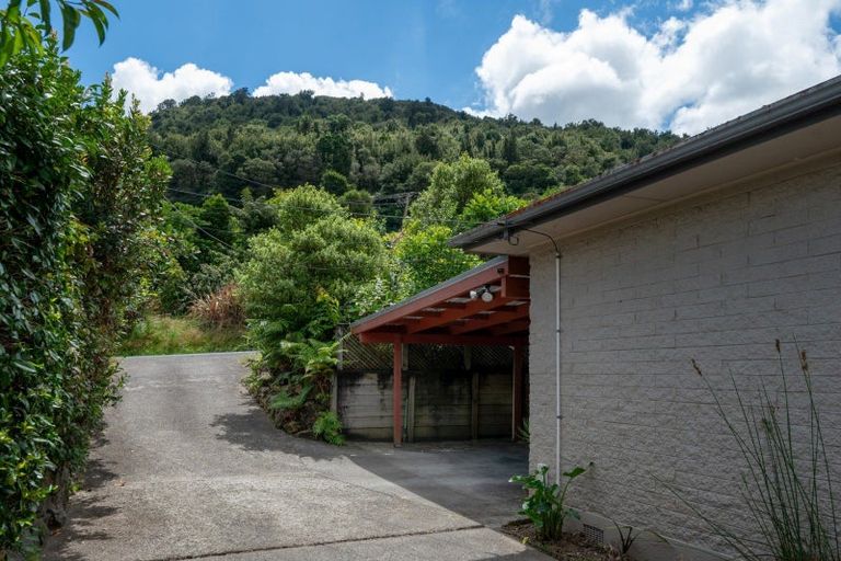 Photo of property in 65 Mountain Road, Western Heights, Rotorua, 3015