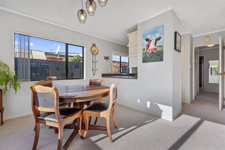 Photo of property in 273/1 Mangorei Road, Merrilands, New Plymouth, 4312