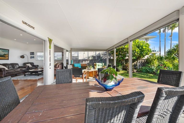 Photo of property in 243 One Tree Point Road, One Tree Point, 0118