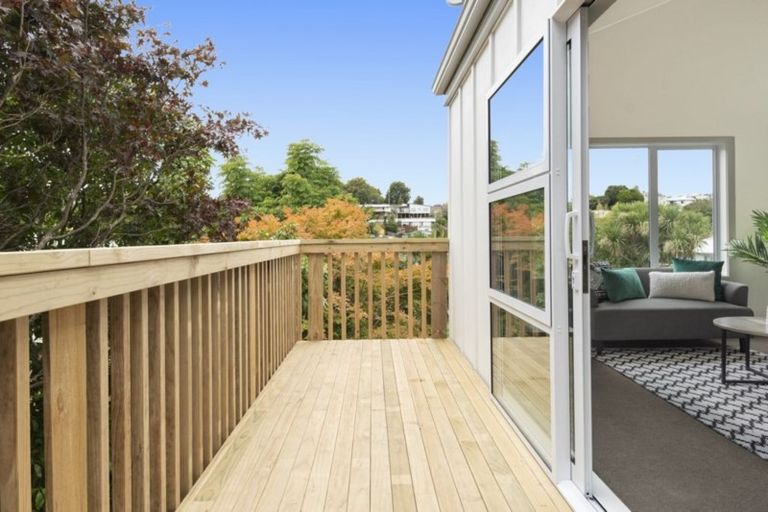 Photo of property in 38 Sunvale Place, Gate Pa, Tauranga, 3112