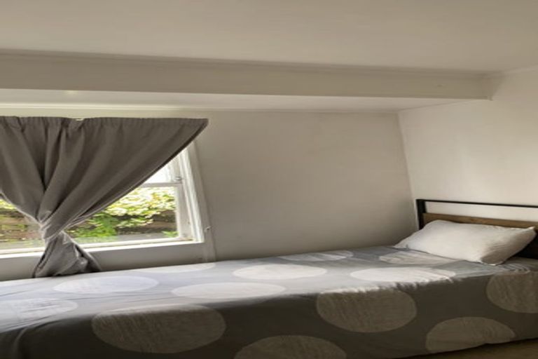 Photo of property in 61 Juniper Road, Sunnynook, Auckland, 0620