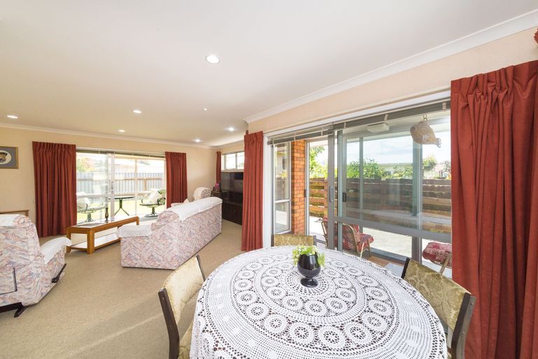 Photo of property in 29b Raglan Avenue, Cloverlea, Palmerston North, 4412