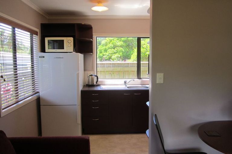 Photo of property in 28 Wellington Road, Paekakariki, 5034