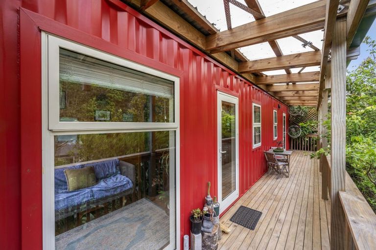 Photo of property in 2a Borlase Street, Brooklyn, Wellington, 6021