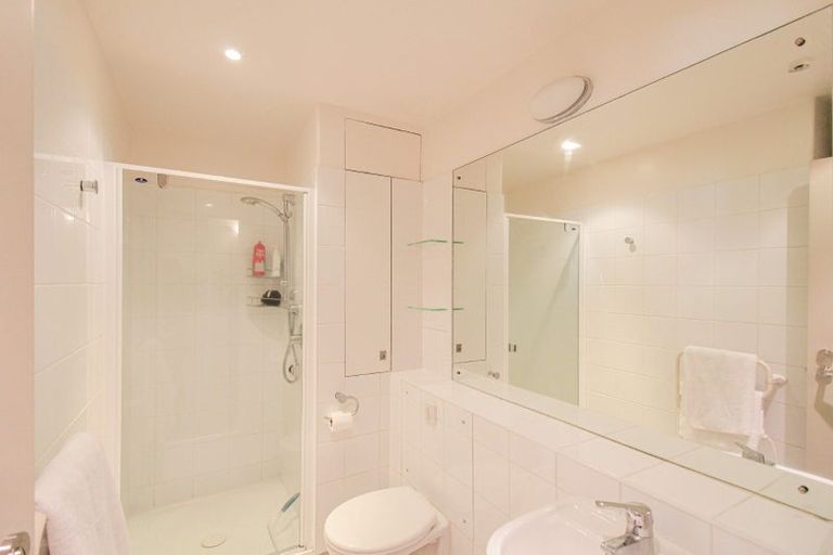 Photo of property in Kelvin House, 1d/16 The Terrace, Wellington Central, Wellington, 6011