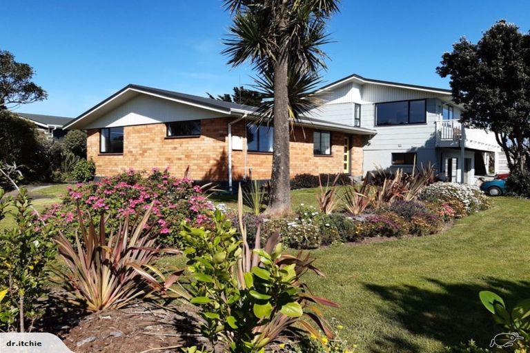 Photo of property in 261 Revell Street, Hokitika, 7810