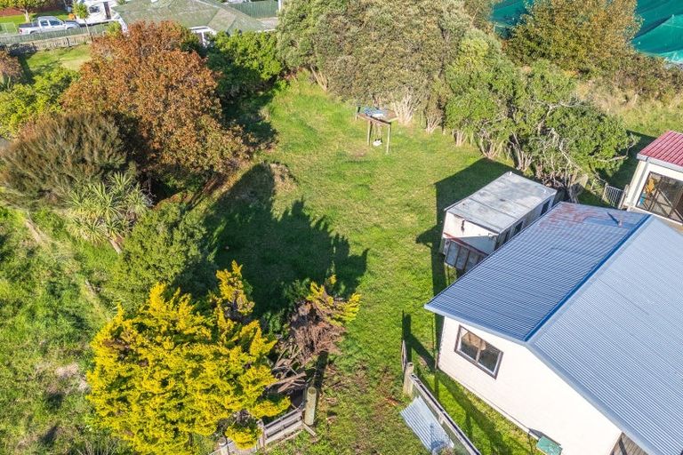 Photo of property in 32 Temuera Street, Otaki, 5512
