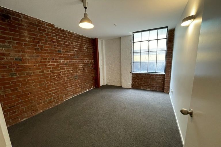 Photo of property in Bond Store Apartments, 8h Egmont Street, Te Aro, Wellington, 6011