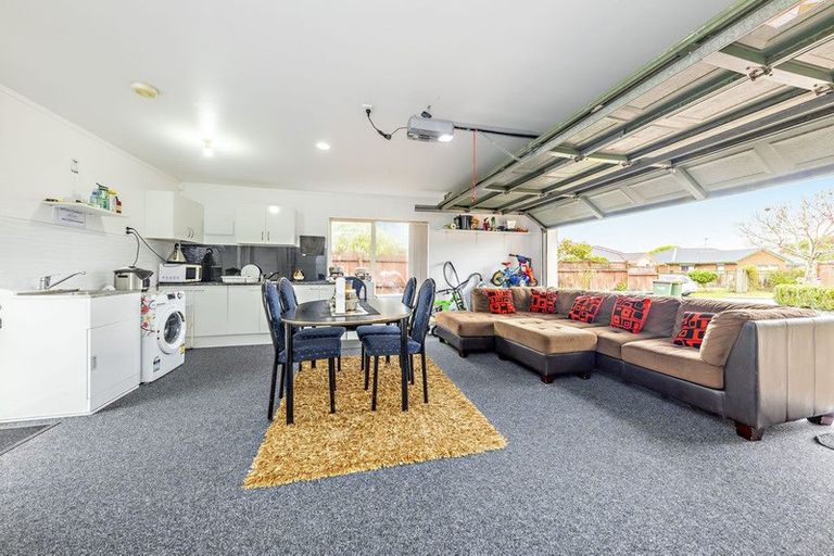 Photo of property in 30 Sheriff Place, Randwick Park, Auckland, 2105