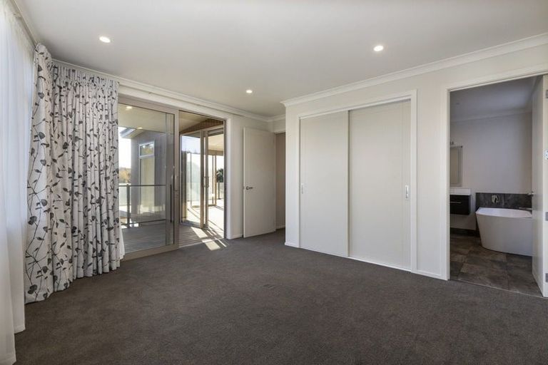 Photo of property in 18 Lake View Place, Fairhall, Blenheim, 7272