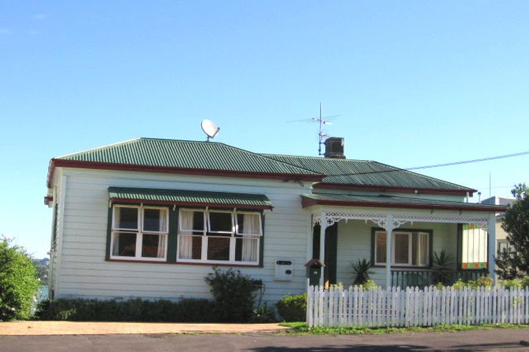 Photo of property in 39 Calliope Road, Devonport, Auckland, 0624