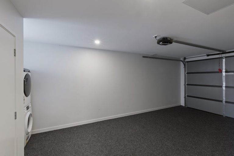 Photo of property in 33 Mulholland Drive, Jacks Point, 9371