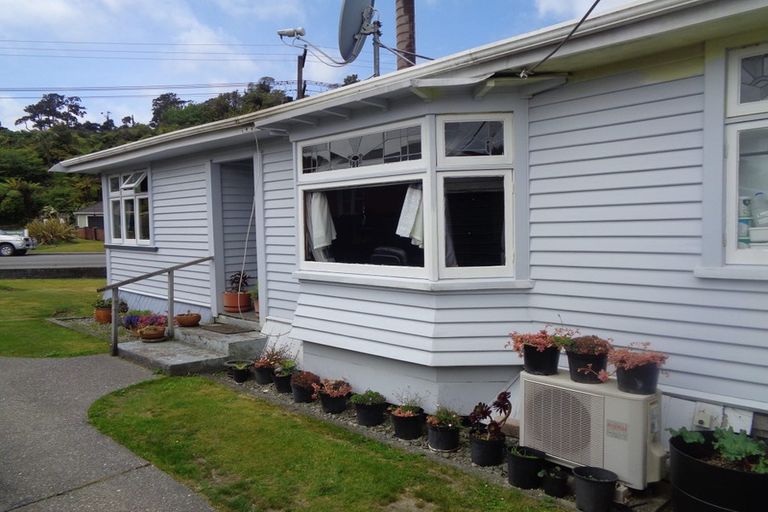 Photo of property in 110 Marsden Road, Greymouth, 7805