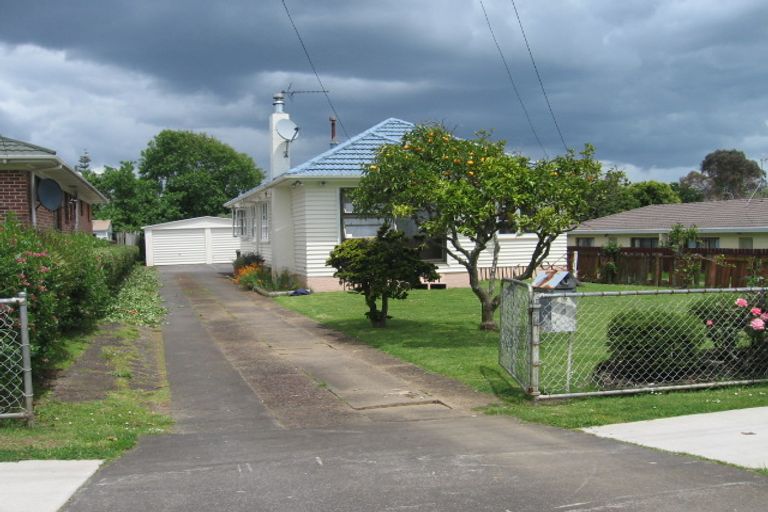 Photo of property in 8 Gifford Road, Papatoetoe, Auckland, 2025