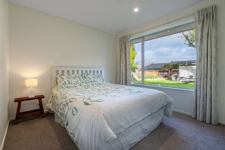 Photo of property in 5 Parsonage Road, Woodend, 7610