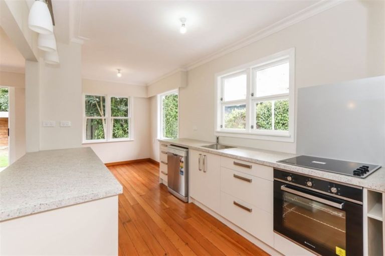 Photo of property in 1628 Mountain Road, Inglewood, 4330