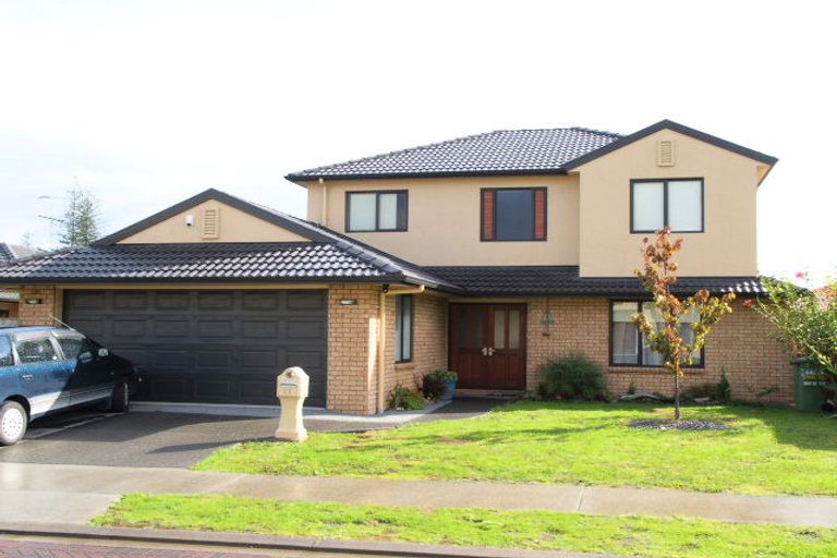 Photo of property in 17 Erne Crescent, East Tamaki, Auckland, 2016