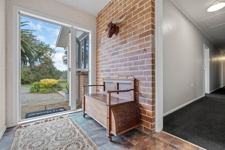 Photo of property in 620 Western Lake Road, Western Lake, Featherston, 5773