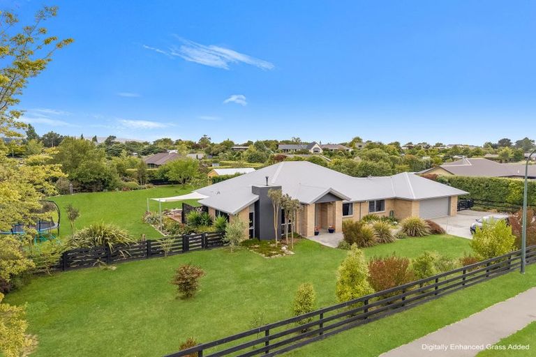 Photo of property in 9 Riverside Way, Amberley, 7410