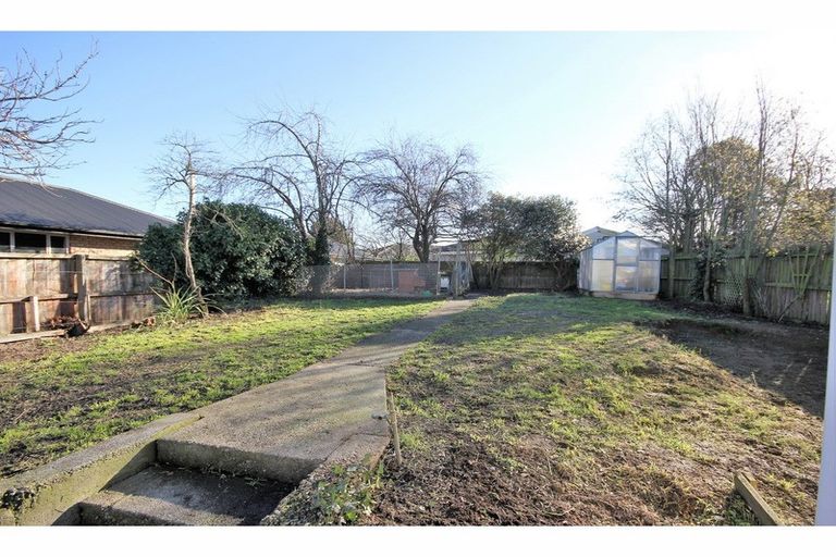 Photo of property in 111 Mackworth Street, Woolston, Christchurch, 8062