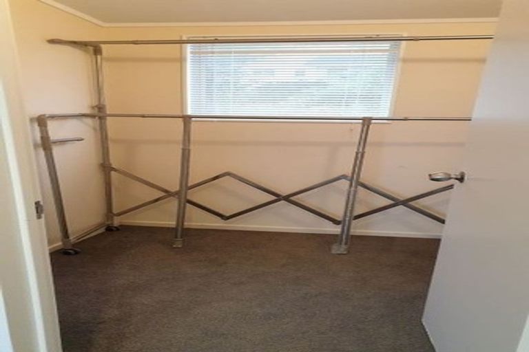 Photo of property in 41 Esther Place, Red Beach, 0932