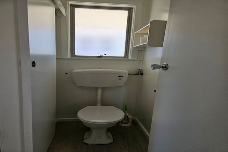 Photo of property in 10 Lansdowne Crescent, Lansdowne, Masterton, 5810