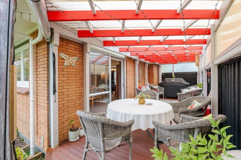 Photo of property in 46 Chedworth Avenue, Chedworth, Hamilton, 3210