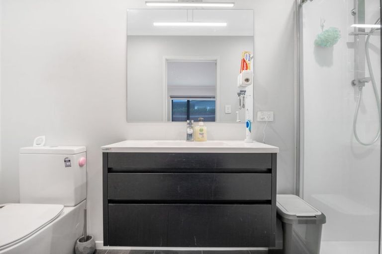 Photo of property in 42a King Street, Waiuku, 2123