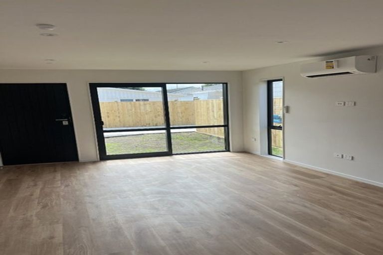 Photo of property in 7a Burundi Avenue, Clendon Park, Auckland, 2103