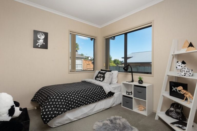 Photo of property in 53 Discovery Avenue, Welcome Bay, Tauranga, 3112