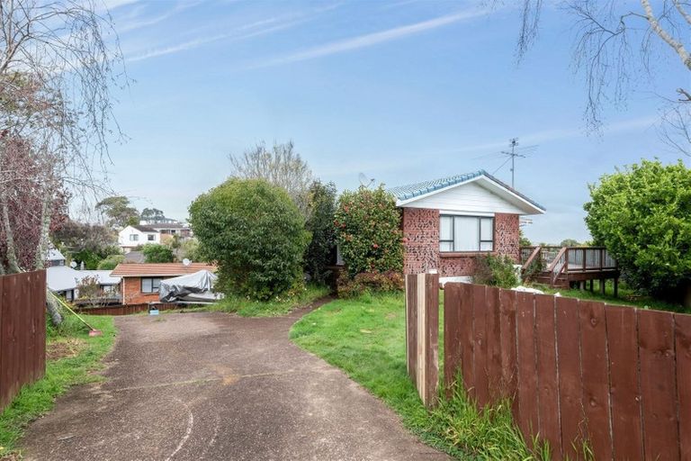 Photo of property in 23 Jandell Crescent, Bucklands Beach, Auckland, 2014