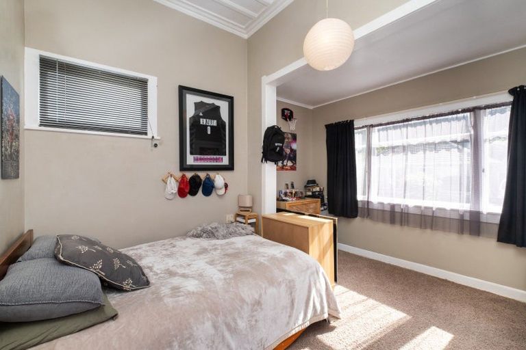 Photo of property in 11a Main Street, Hospital Hill, Napier, 4110