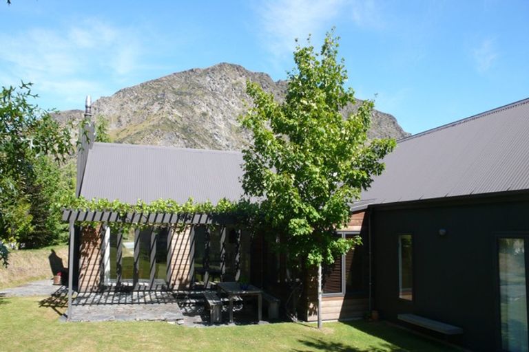Photo of property in 61 Mathias Terrace, Arthurs Point, Queenstown, 9371