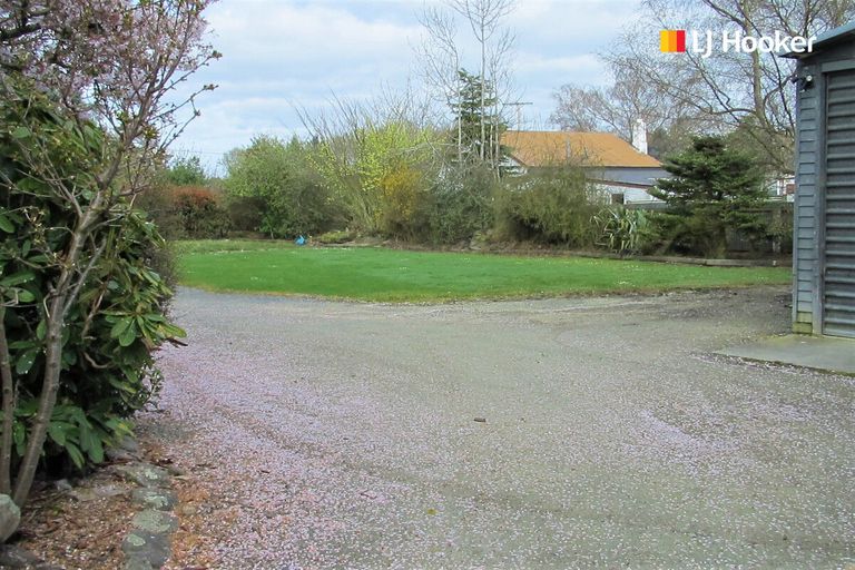 Photo of property in 16 Moore Street, Milton, 9220