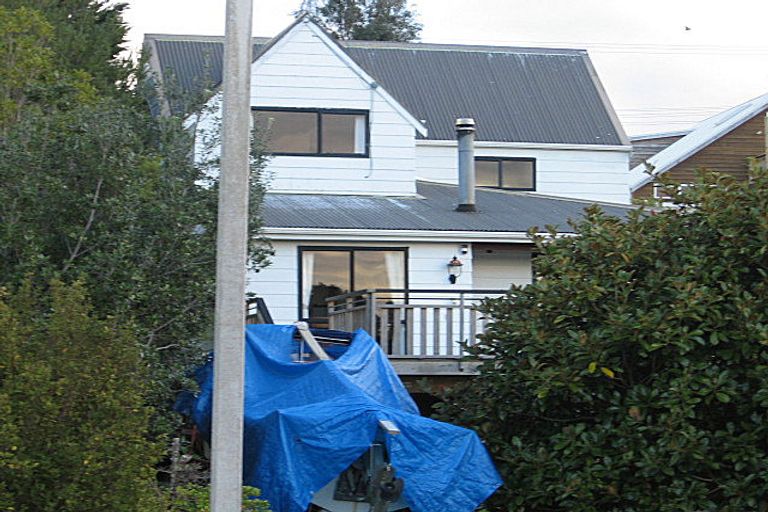 Photo of property in 1 Inca Place, Snells Beach, 0920