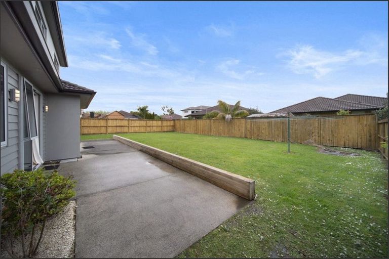 Photo of property in 44 Toscana Drive, Karaka, Papakura, 2113