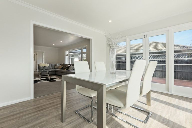 Photo of property in 117 Blighs Road, Strowan, Christchurch, 8052