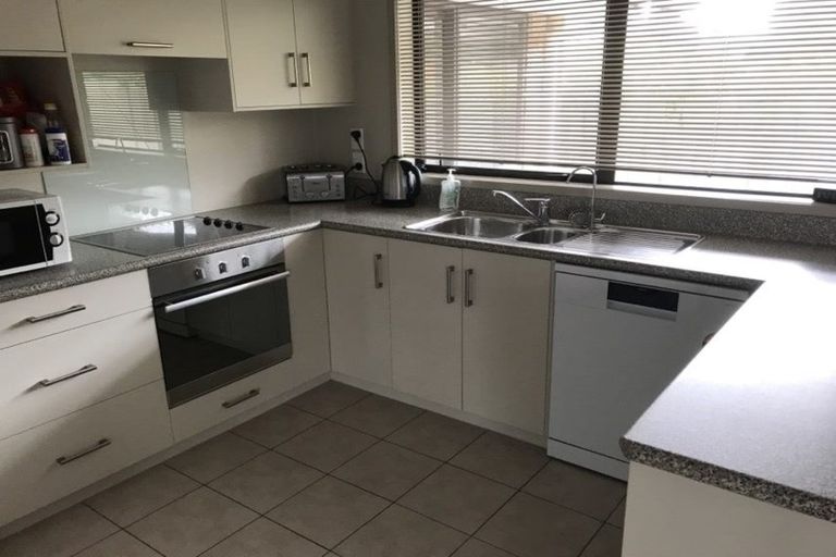 Photo of property in 6a Paterson Avenue, Pukekohe, 2120